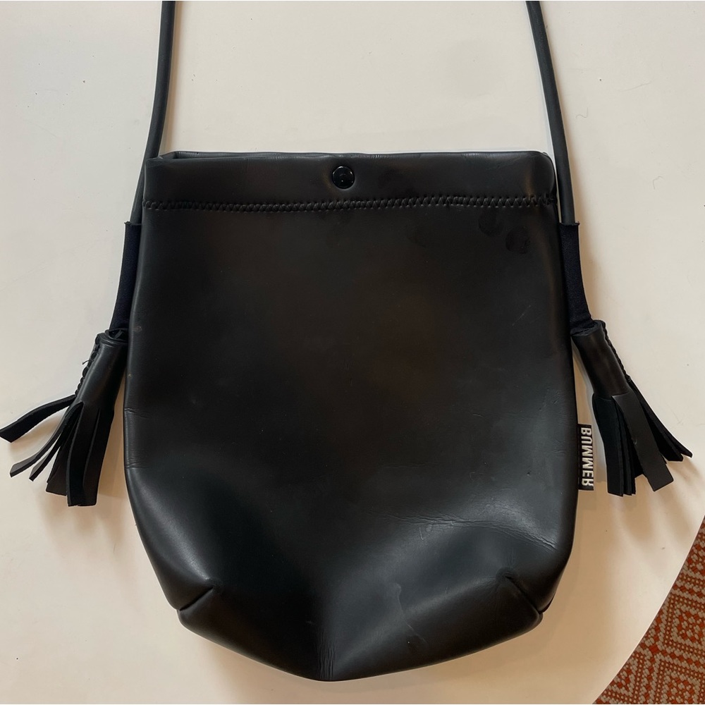 SUMMER BUMMER neoprene bucket bag